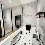 Brp Center,two Lejlighed Cannes
